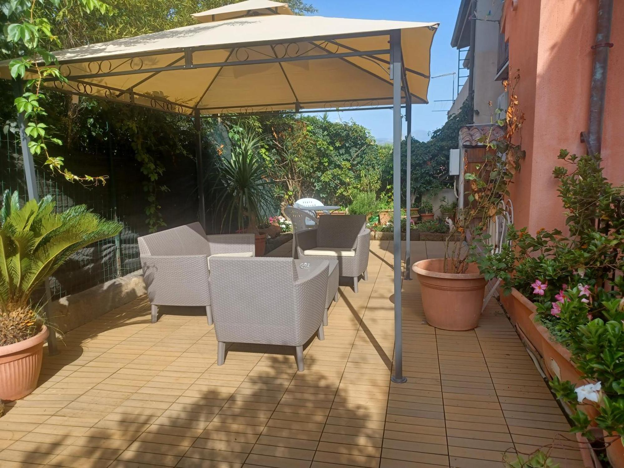 Casa Vacanza Porto Frailis Gia Porto Frailis B&B Àrbatax Exterior foto