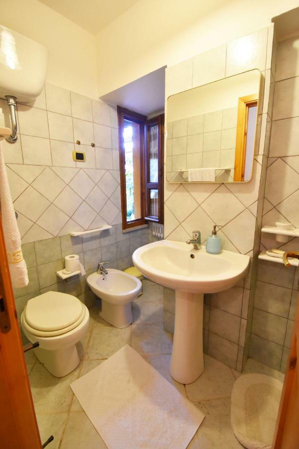 Casa Vacanza Porto Frailis Gia Porto Frailis B&B Àrbatax Exterior foto